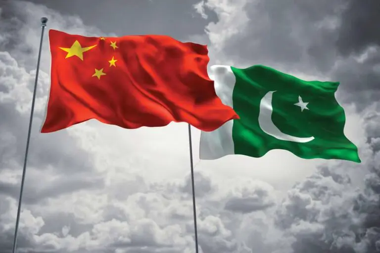 pakistan and china flag waving