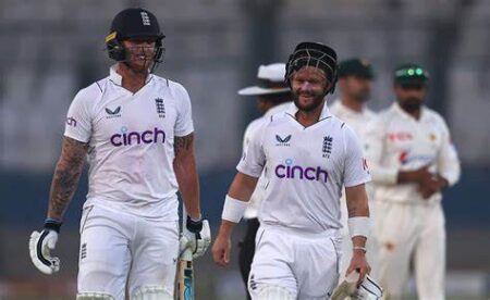 England Makes Two Changes for Third Test Against Pakistan