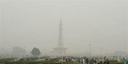 Lahore AQI Hits 700, Becoming Most Polluted City Worldwide