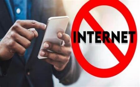 Internet Services Disrupted in Karachi