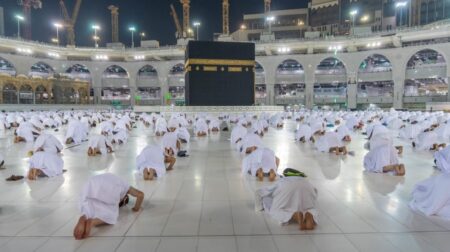 Saudi Arabia Issues Safety Guidelines for Pilgrims Amid Challenging Weather Conditions