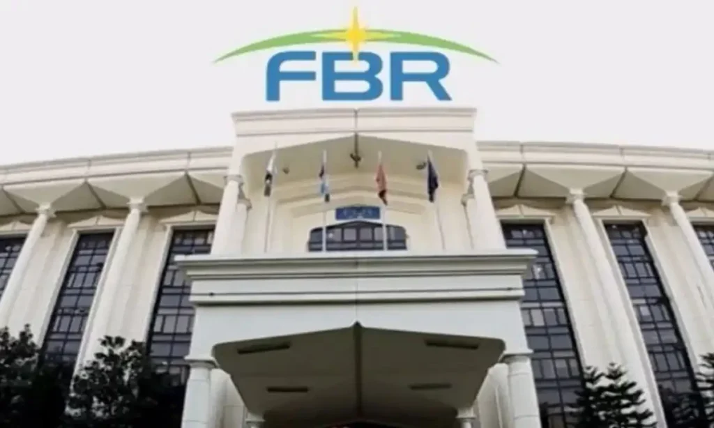 FBR Takes U-Turn on Ban: Bringing Two Mobile Phones and More Than $1,200 into Pakistan Now Allowed