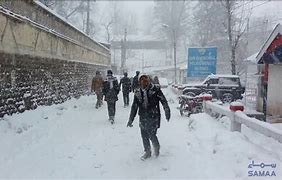 Murree Snowfall Brings Winter Magic, Tourists Advised to Stay Safe