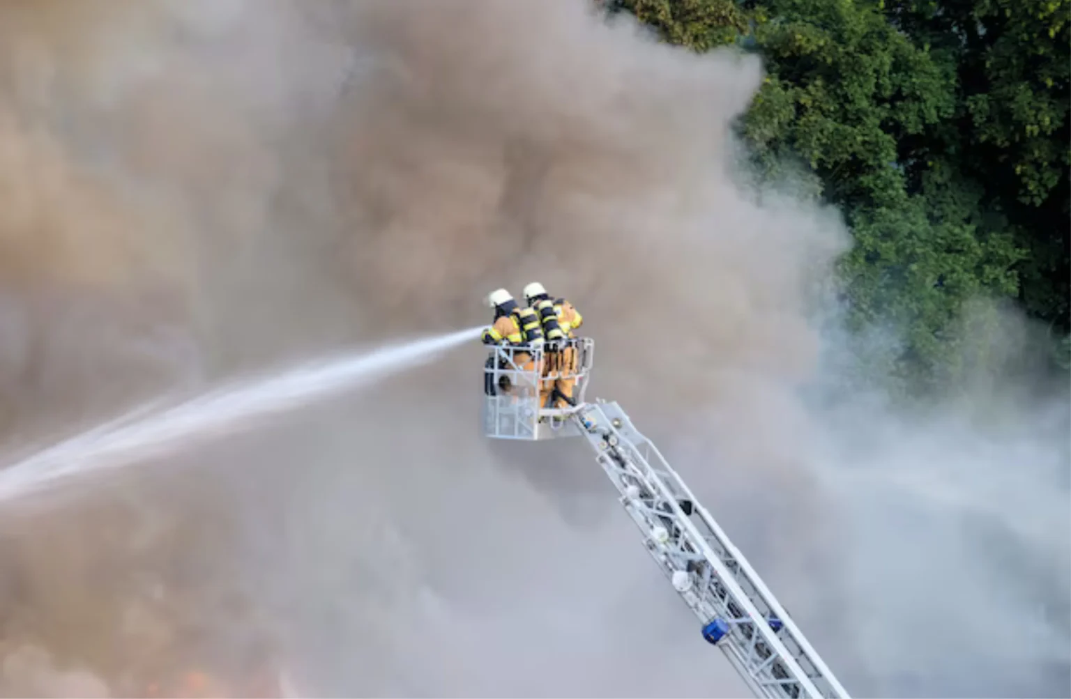 Water Sprinklers to Combat Dust and Smog