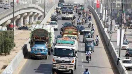 Dumpers Restricted to Nighttime Entry in Karachi