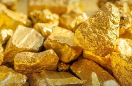 Gold Price in Pakistan Surges Past Rs300,000 for the First Time