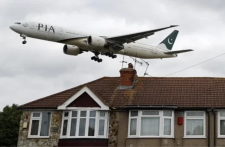 PIA Leases Additional Heathrow Slots to Saudi Arabia