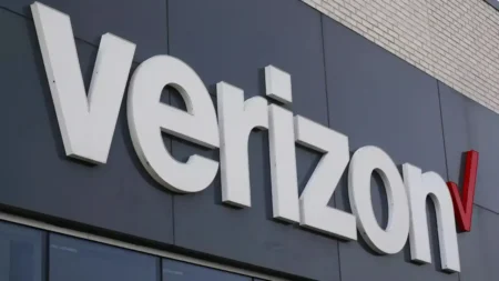 Verizon Introduces Satellite Text Messaging for the First Time
