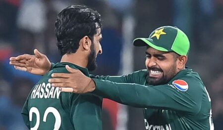 Hasan Ali comes in support of Babar Azam