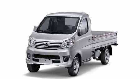 Changan M9 and M9 Sherpa pickup trucks parked side by side in Pakistan, showcasing their design and cargo space