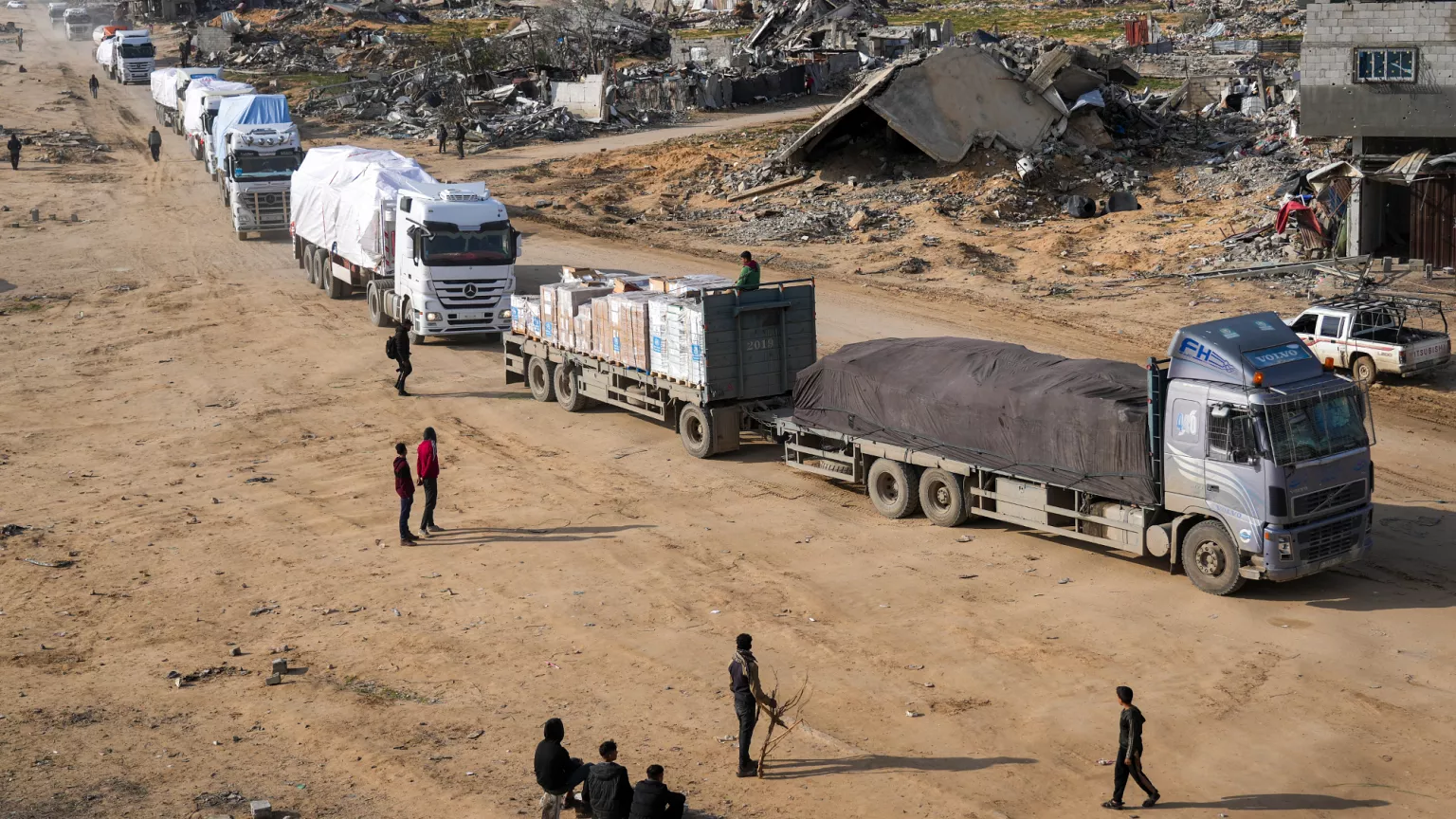 First humanitarian Aid Enters Gaza After Israeli Blockade