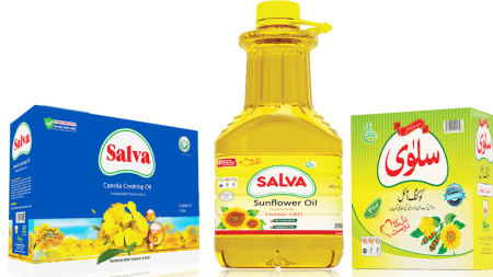 Comparison of ghee and cooking oil in jars with cooking ingredients