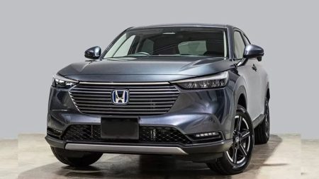 Honda Vezel 2025 hybrid SUV parked with modern design