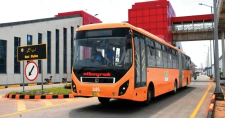 Islamabad Metro Bus