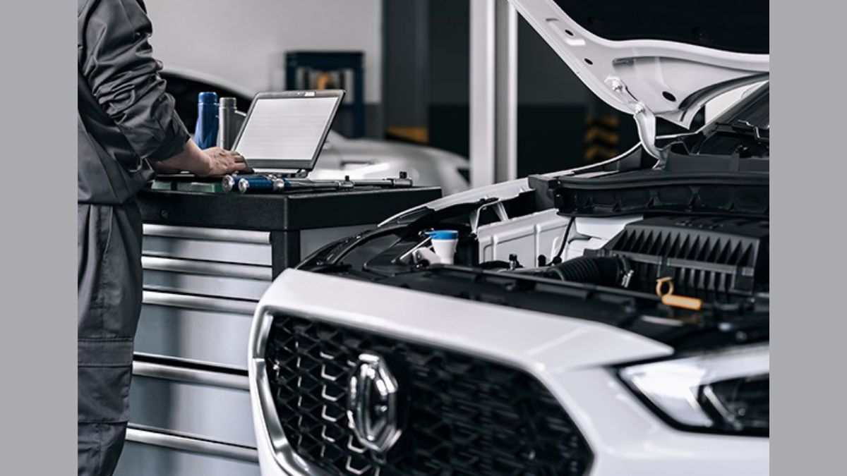 MG ZS EV parked on road – electric SUV in Pakistan with battery and mileage specs