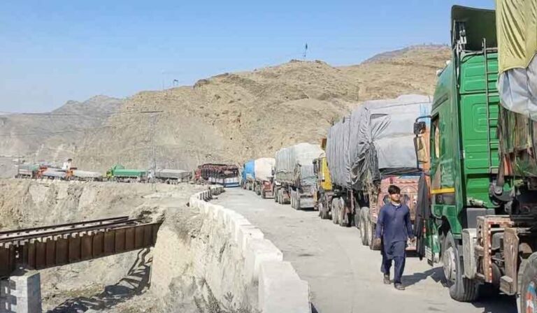 Pakistan Approves Passage for 150 Afghan Trucks to India