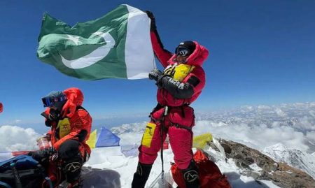 President & PM Felicitate Naila Kiani on Kangchenjunga Peak President & PM Felicitate Naila Kiani on Kangchenjunga Peak