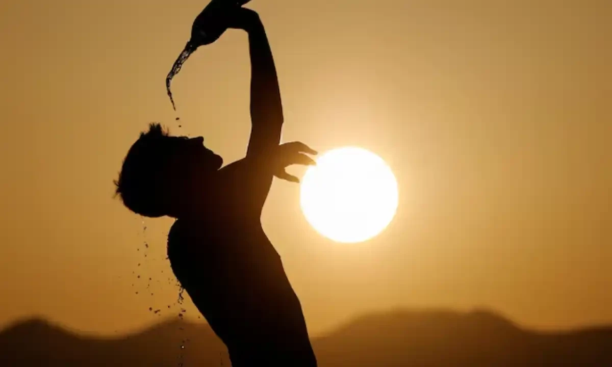 Severe Heatwave Alert in Southern Punjab — Stay Safe!