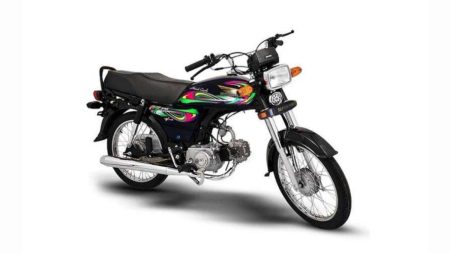 Super Power SP 70 70cc bike in Pakistan with black matte finish and 17-inch wheels