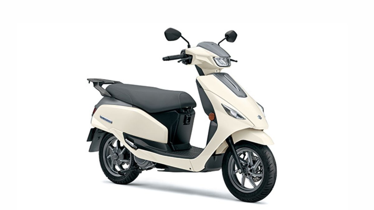 Suzuki Electric Scooter 2025 parked on city street showcasing modern design and eco-friendly technology
