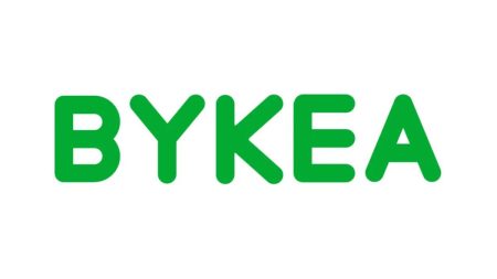 Bykea rider in Islamabad offering bike ride and delivery service
