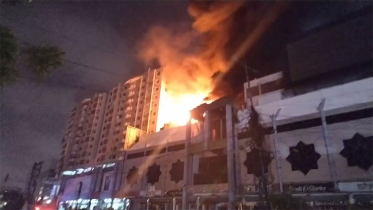 Fire Breaks Out at Popular Karachi Shopping Mall