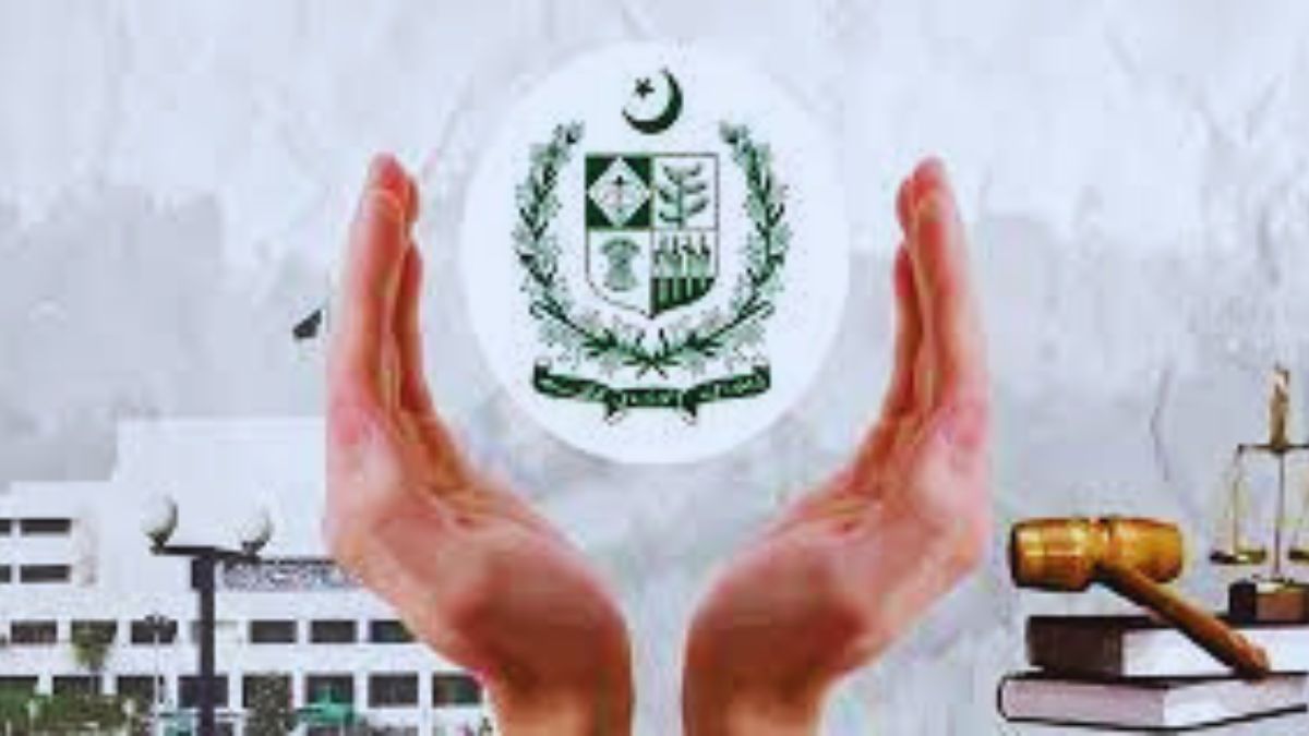 Pakistan governance challenges 2025 political reform