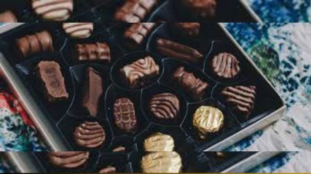 Premium imported chocolate boxes from Lindt, Ferrero Rocher, Godiva, and Toblerone in Pakistan