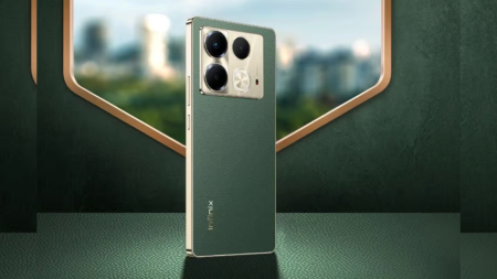 Infinix Note 40 displaying screen with vibrant colors, available in Pakistan 2025