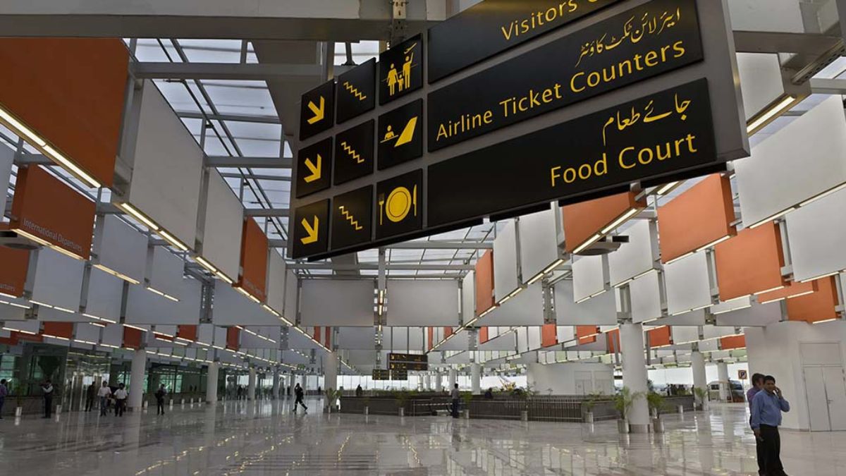 Group of Pakistani workers preparing for overseas employment in 2024