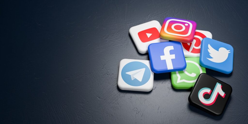 Pakistan's Social Media Usage Hits 8.53GB Monthly