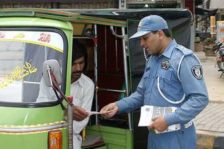 Punjab Traffic Police Gets New Uniforms