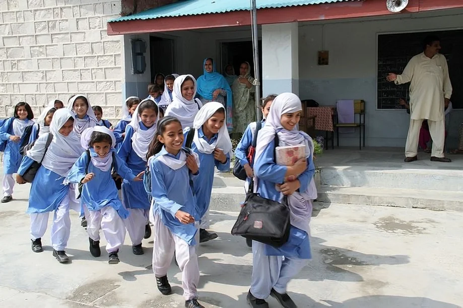 Role of Education in Strengthening the Pakistani Community