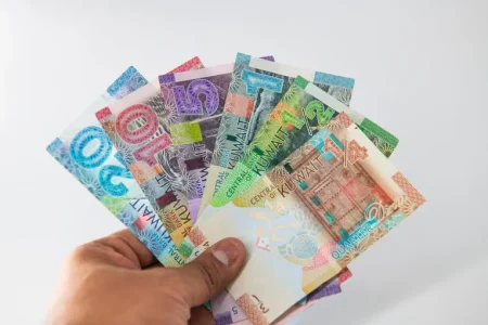 Top 10 Strongest Currencies in the World in 2025