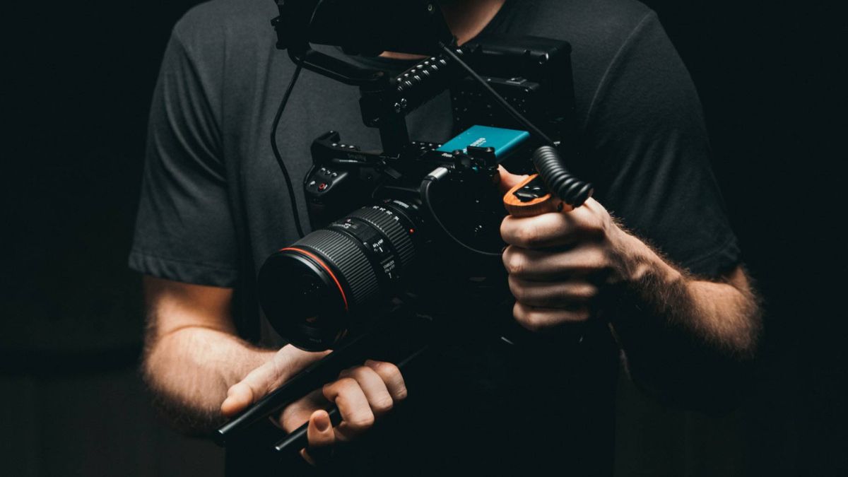 Group of top Pakistani photographers capturing weddings, fashion, and landscapes in 2025