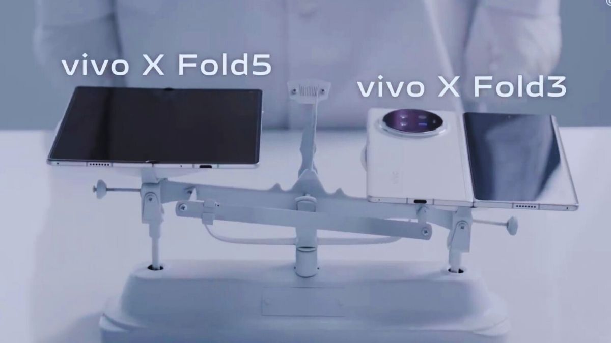 Side-by-side view of Vivo X Fold5 and X Fold3 showing lighter design