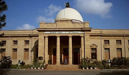 SC Stops Most Construction in Karachi DHA Park