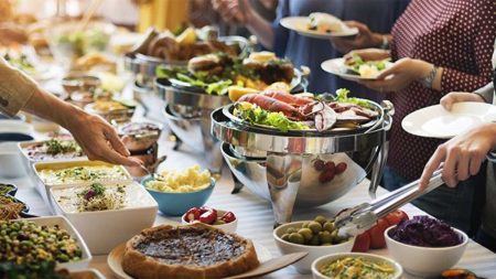 Variety of buffet food served in Lahore restaurant