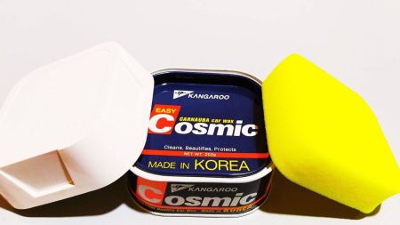 Cosmic Polish 2025 tin with foam applicator for car shine and protection in Pakistan