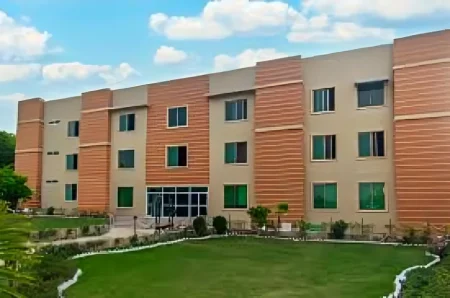 Dar-ul-Madinah Karachi Hiring Female Principal for Girls Campus