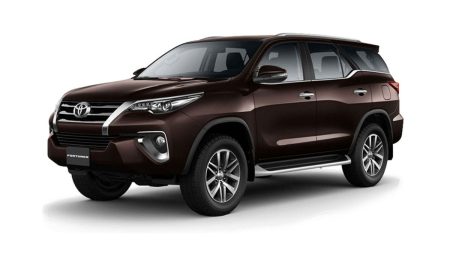 Latest Toyota Fortuner Variants, Features & Prices in Pakistan 2025