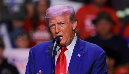 Trump Slaps 35% Tariff on Canada, Warns of More to Come