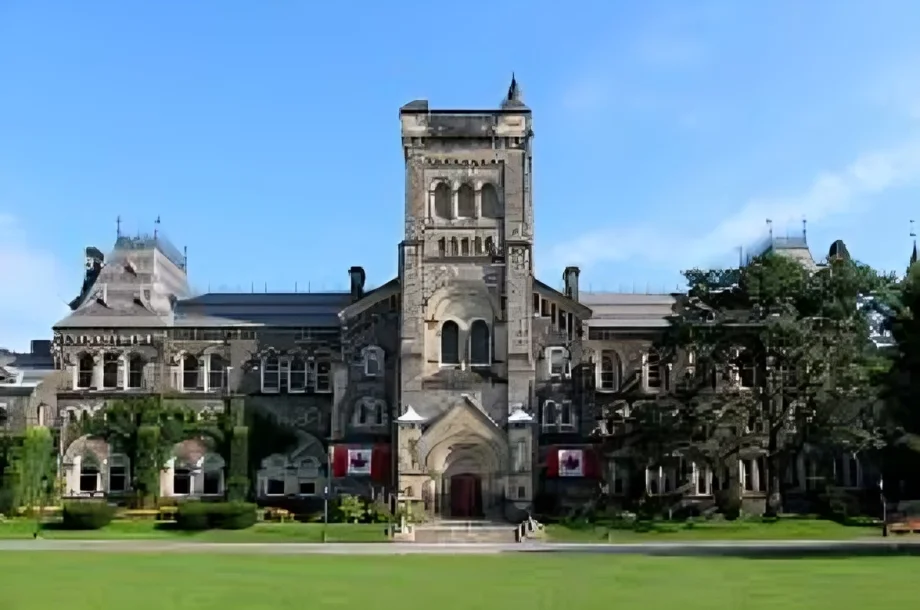 University of Toronto Fully Funded Scholarships 2025–26 Open