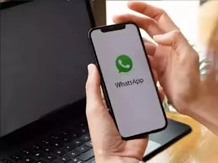 WhatsApp Solves Group Chat Mystery with New Feature