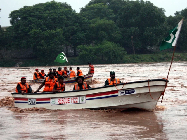 Pakistan Army Called in for Flood Relief in Kasur, Narowal