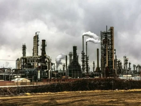 First US Oil Shipment to Pakistan Confirmed by Cnergyico