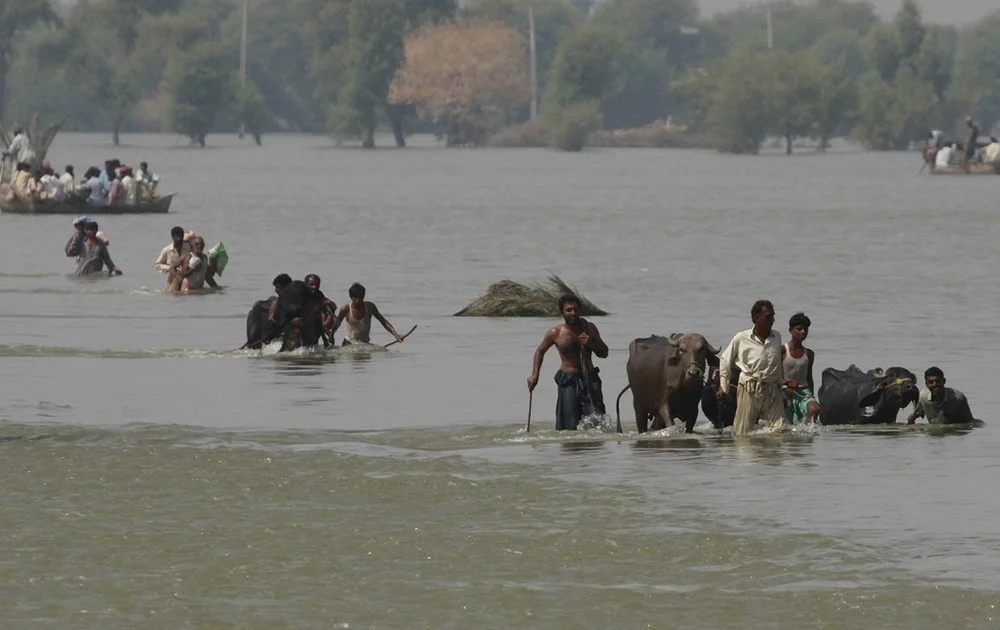 Flood Alert in Sindh: 8-11 Lakh Cusecs Expected