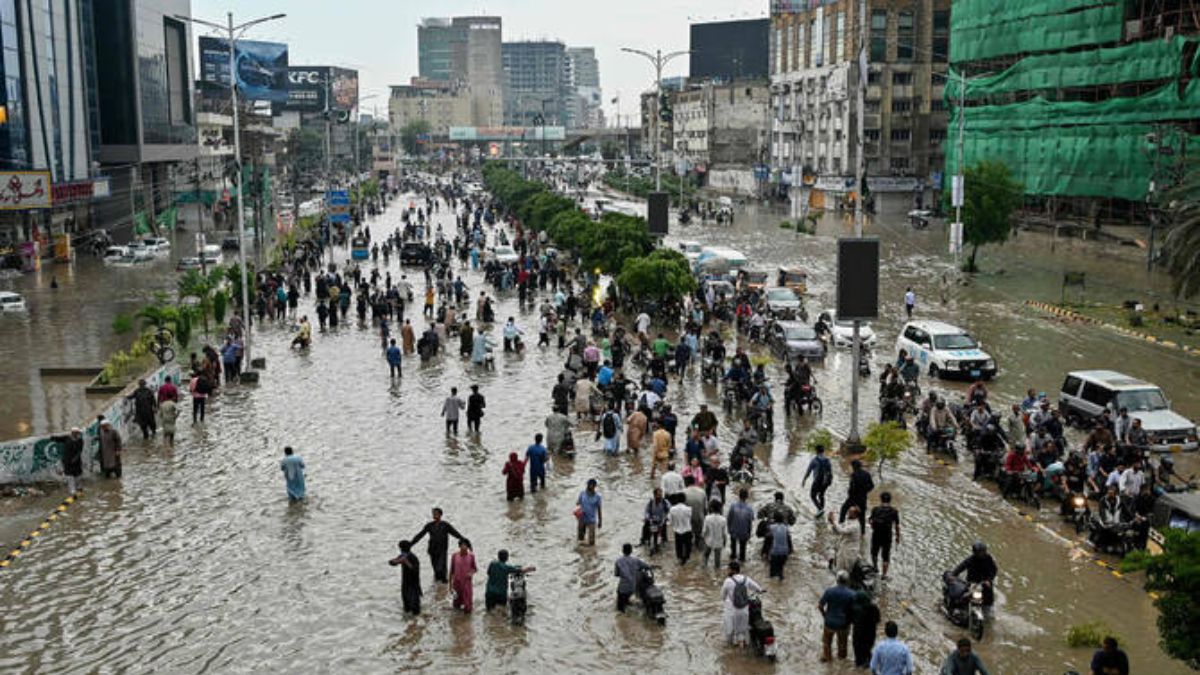 Streets submerged in Karachi during monsoon floods 2025