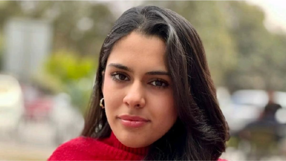 Mahroosh Umer, Pakistani STEM student, presenting AgriGuard.AI at AI 4 Good Incubator 2025