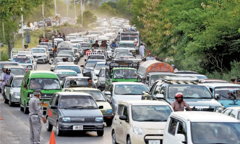Over 53000 Tourist Vehicles Enter Exceeding 5,000 Capacity